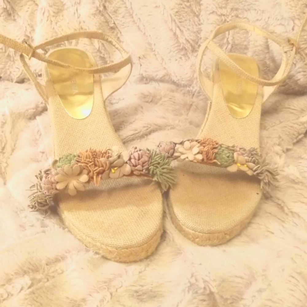 Ramón tenza flower heels